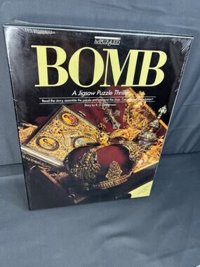 Vtg 1987 Bepuzzled Bomb A Jigsaw Puzzle Thriller Mystery Story Book 500 pieces